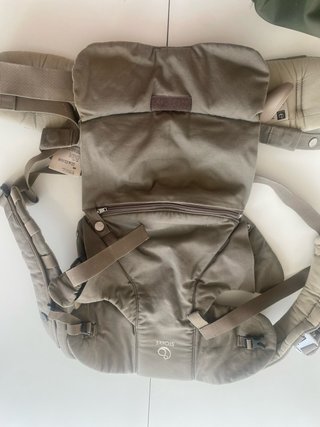 Mochila portabebés Stokke
