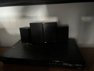 Altavoces Samsung Negros
