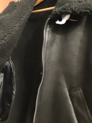 Chaleco negro con pelo interior