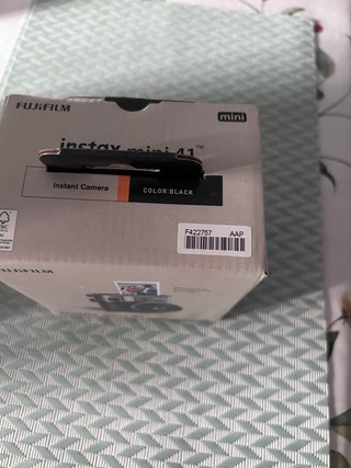 Cámara Instantánea Fujifilm Instax Mini 41 Negra