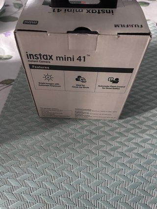 Cámara Instantánea Fujifilm Instax Mini 41 Negra