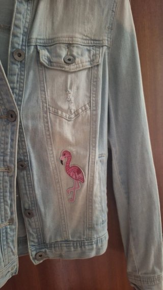 Chaqueta Vaquera. Talla M. Customizada con Parches