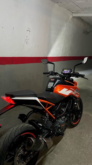 KTM duke 125