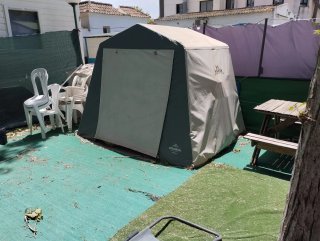 Caravana instalada Camping Rana Verde