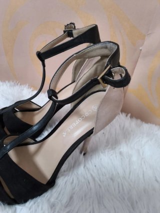 OPERLA Zapatos de tacón beige y negro