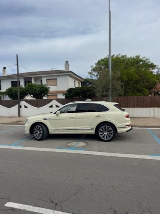 Bentley Bentayga 2022 FIRST EDITION