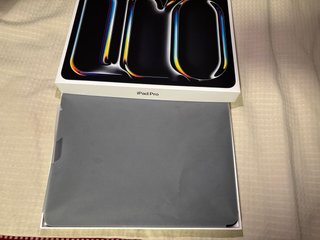 iPad Pro 13 M5 (WIFI) 1TB, funda y lapiz pro
