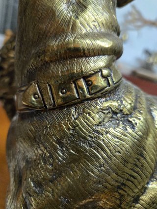 Figura bronce perro con liebre XXL