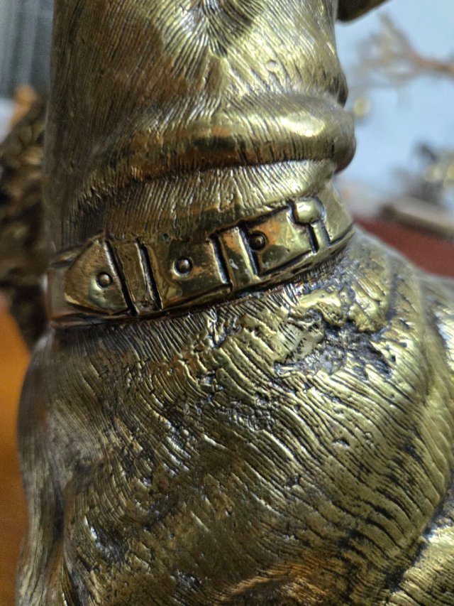 Figura bronce perro con liebre XXL