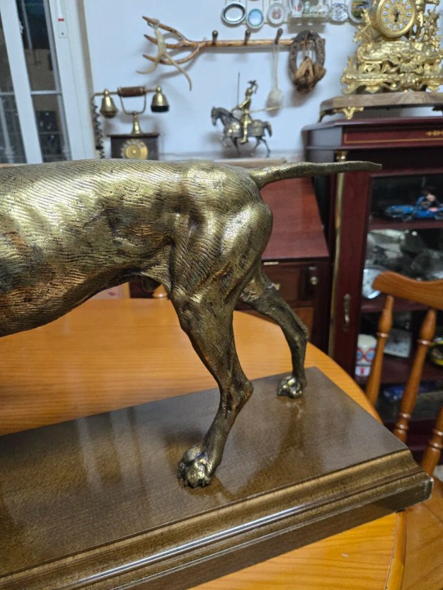Figura bronce perro con liebre XXL
