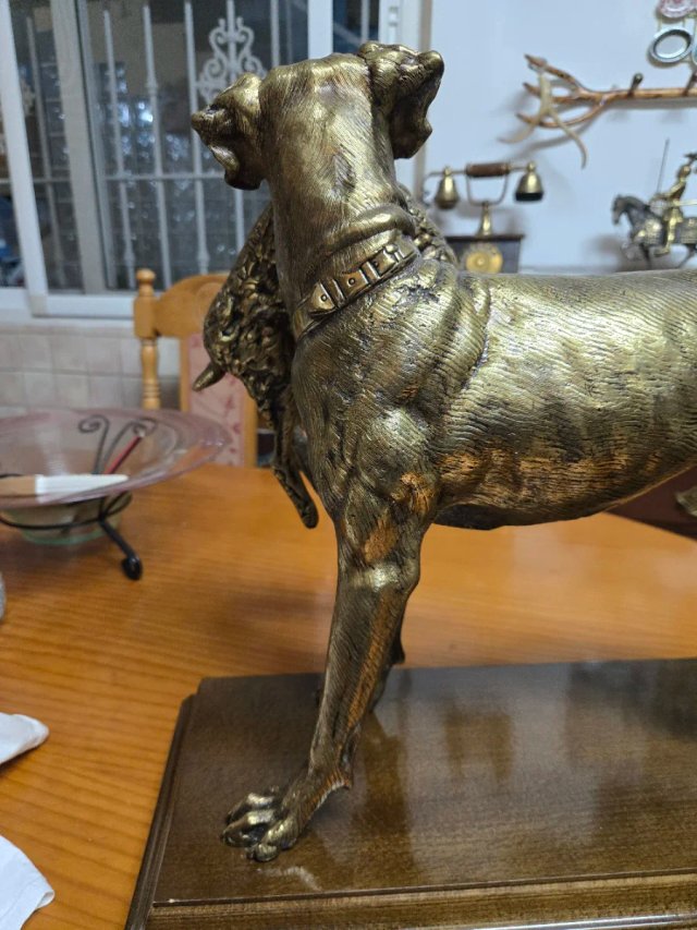 Figura bronce perro con liebre XXL