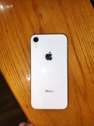 iPhone XR Apple