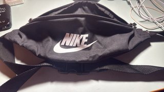 Riñonera Nike Negra