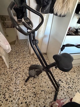 Bicicleta Estática Negra