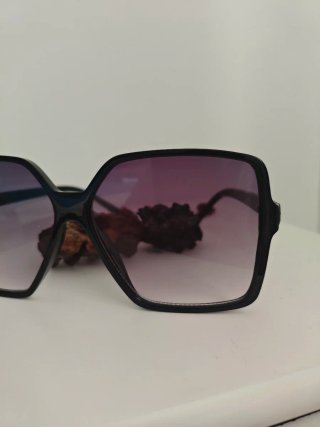 Gafas de sol cuadradas degradado negro
