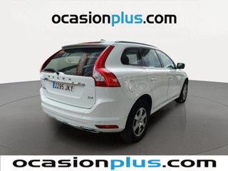 Volvo XC60 D4 Momentum Auto 140 kW (190 CV)