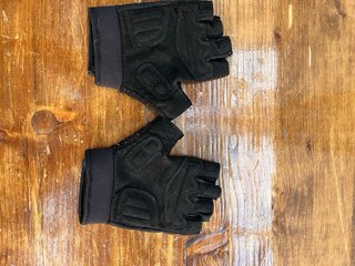Guantes Gimnasio Fila Negro y Morado