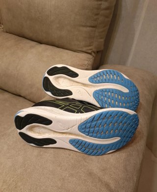 Zapatillas Asics Running Talla 42.5
