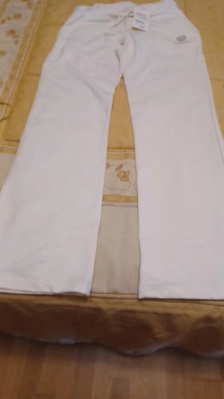 Pantalón de chándal blanco nuevo