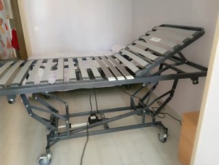 Cama articulada eléctrica con mando
