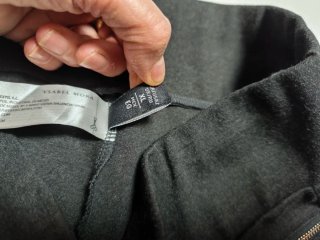 Leggings grises con cremalleras