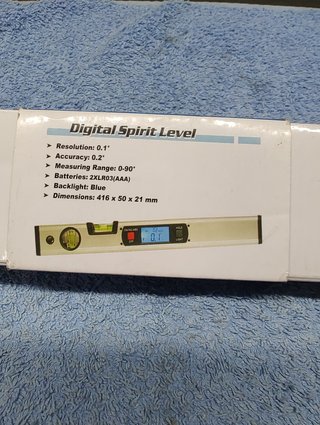 Livella Digitale Rossa