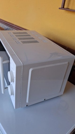 Microondas Blanco Cecotec Completo