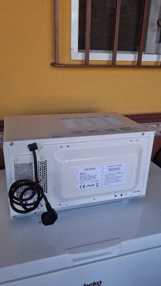 Microondas Blanco Cecotec Completo