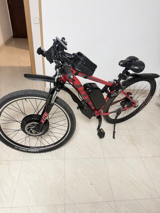 Bicicleta Eléctrica Roja