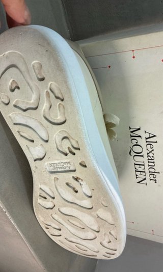 Alexander McQueen oversize vanilla 46