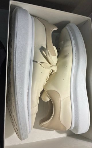 Alexander McQueen oversize vanilla 46