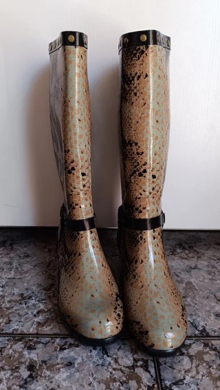 Botas de agua Gioseppo dibujo piel serpiente