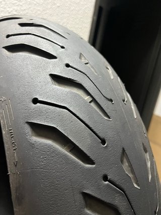 Michelin Road 6 190/50 ZR 17