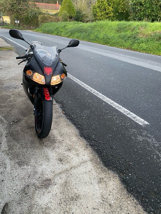 Yamaha TZR 50 Negra/Roja