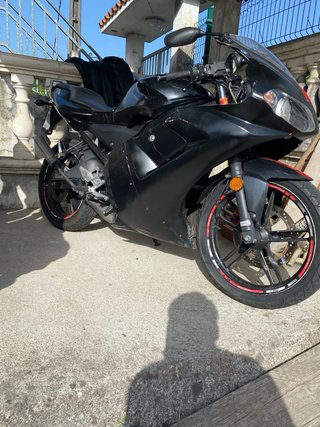 Yamaha TZR 50 Negra/Roja