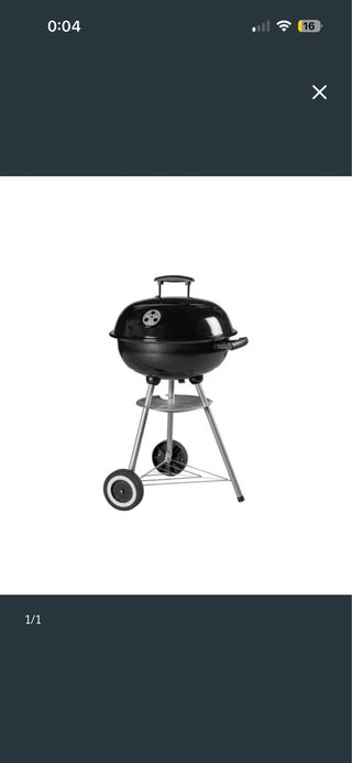Barbacoa de carbón negra con ruedas