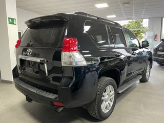 Toyota Land Cruiser 2012
