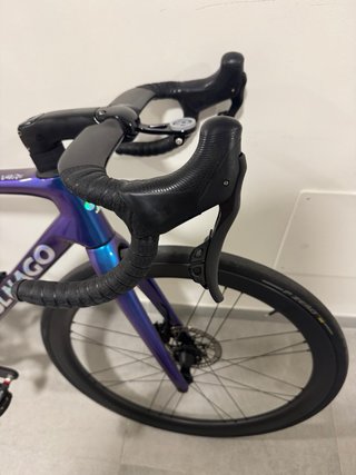 Bicicleta Profesional Colnago COMO NUEVA!! 2025!!