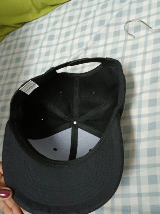 Gorra Armani Negra Logo Metálico por 7 Euros y 5