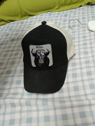Gorra Armani Negra Logo Metálico por 7 Euros y 5