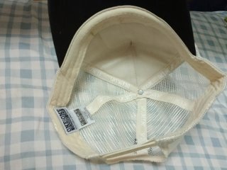 Gorra Armani Negra Logo Metálico por 7 Euros y 5