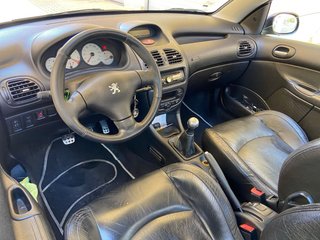 Peugeot 206 2001