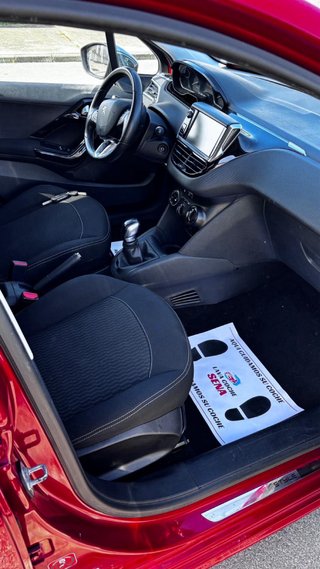 Peugeot 208 2017