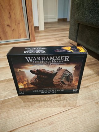 Warhammer Horus Heresy: 2 Tanques