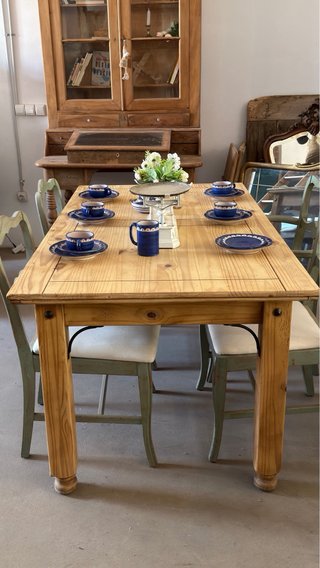 Mesa de madera industrial