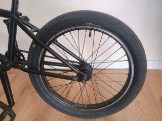 Bicicleta BMX CULT ACCESS Freestyle 20