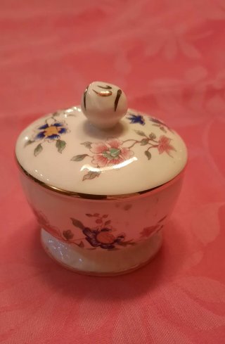 Cajita de porcelana fina inglesa AYNSLEY