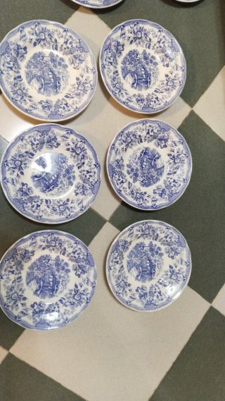 Colección Vajillas Antiguas Porcelana Azul y Blanc