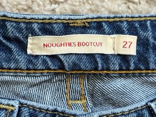Levi's Noughties bootcut talla 27