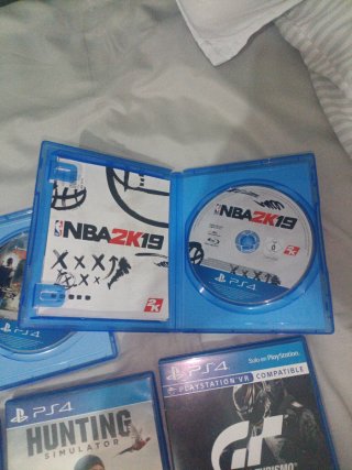 Lote 6 Juegos PS4: FIFA 18, WWE 2K17, Gran Turismo